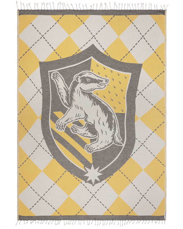 Hufflepuff™ Crest Blanket - SAND CLOUD