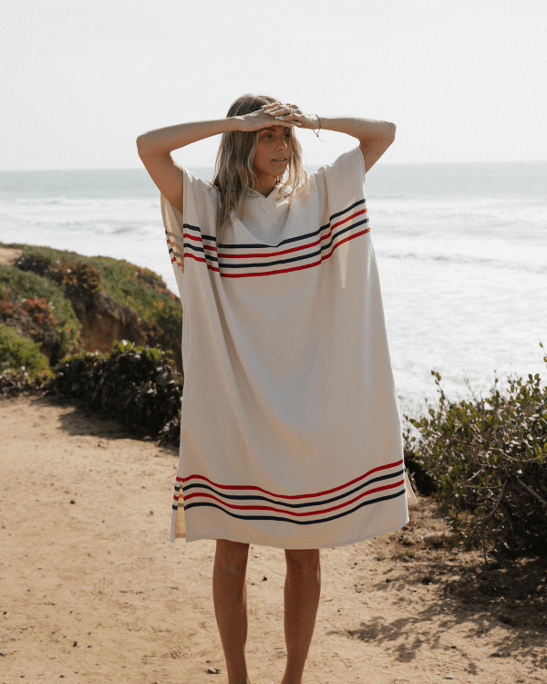 Border Classic Stripe Poncho – Red / Navy - SAND CLOUD