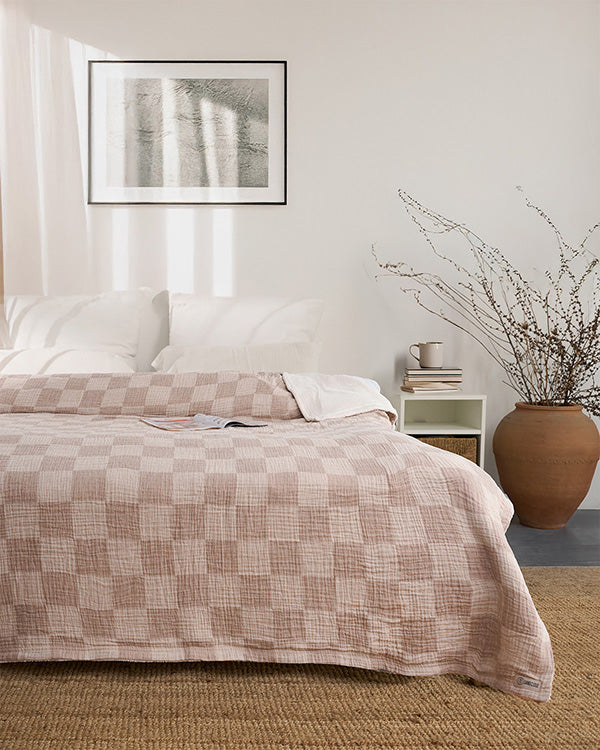 Cloud Checker Plush Blanket – Beige - SAND CLOUD